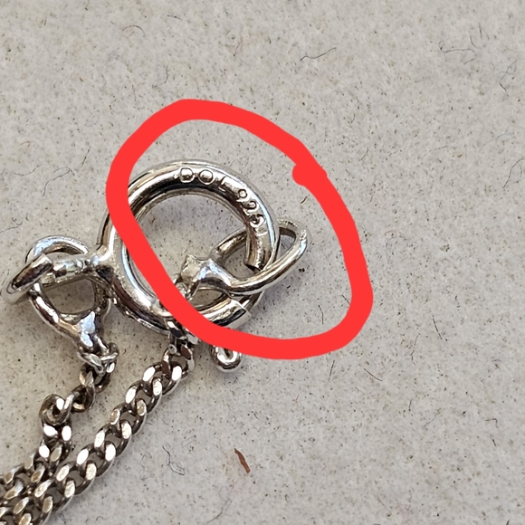 SET! Vera Wang 925 Flower Necklace & 925 Twisted Diamond-Cut Hoop Earrings SET! - Picture 12 of 16